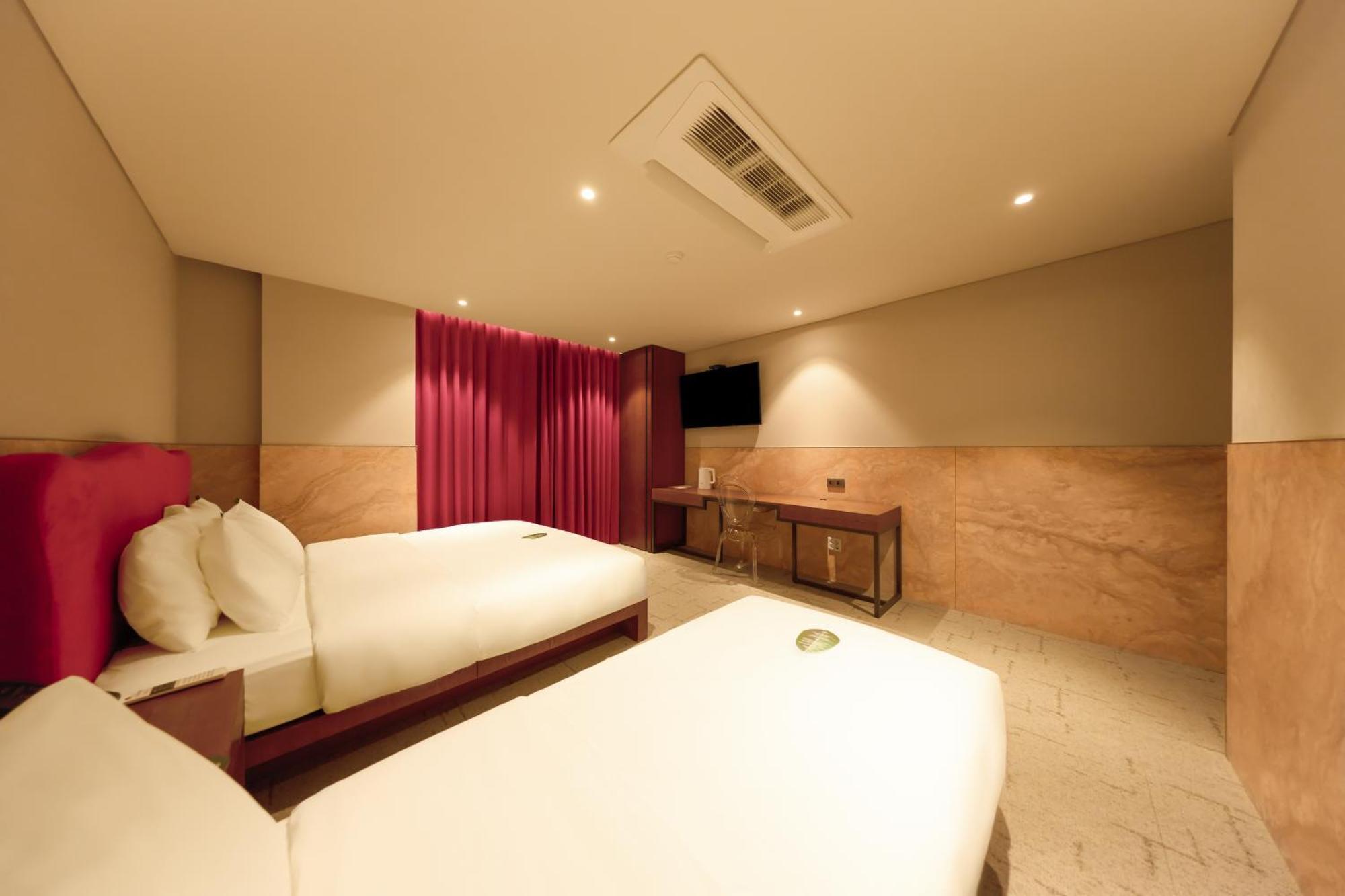 Capace Hotel Gangnam Seoul Exterior photo